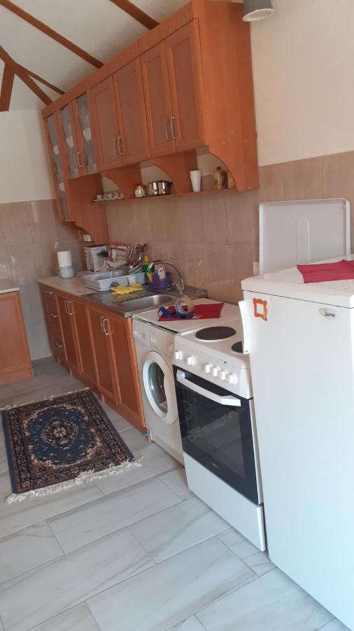 Апартаменти Apartman Panorama Яйце Екстер'єр фото